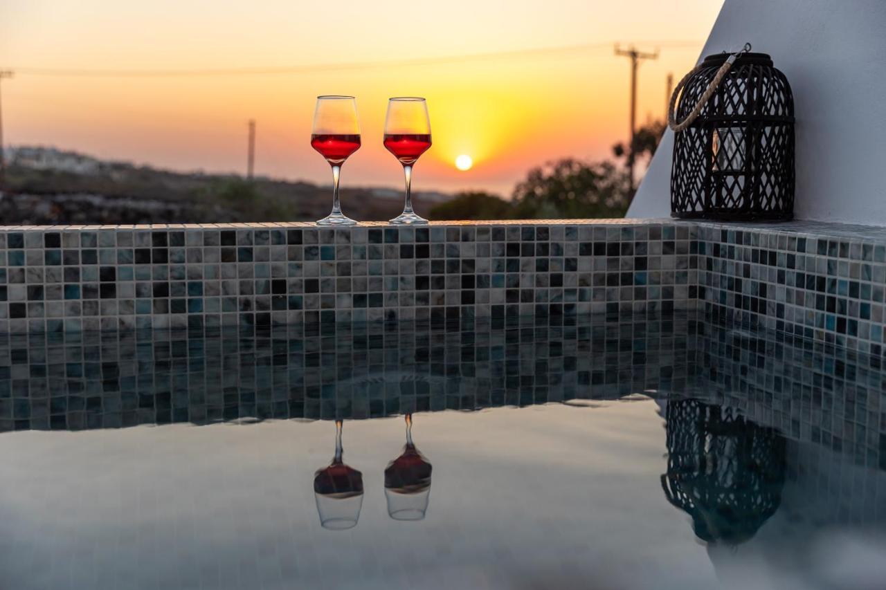 Theophrasti Suites Foinikia  Экстерьер фото